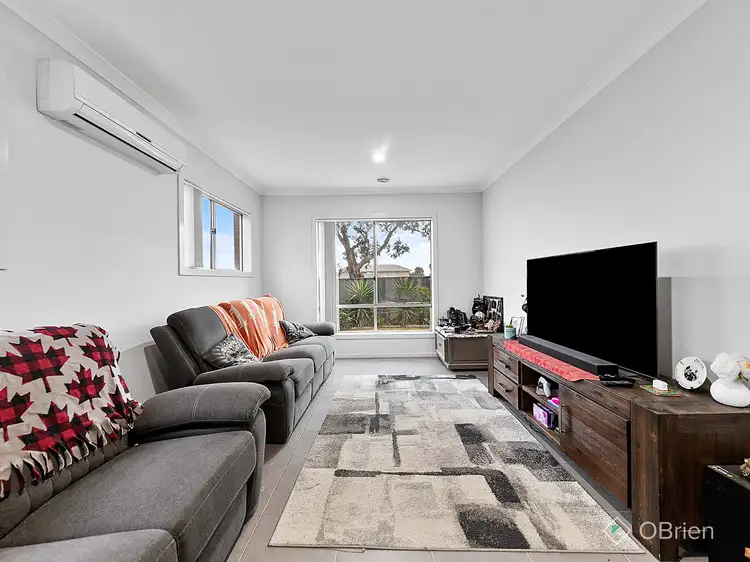 Fifth view of Homely house listing, 17 Botham Crescent, Pakenham VIC 3810