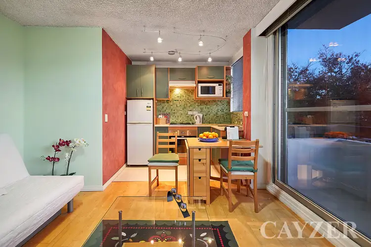 Sixth view of Homely apartment listing, 3/2-4 Heather Street, South Melbourne VIC 3205