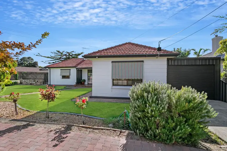 32 Mattner Avenue, Glenelg North SA 5045