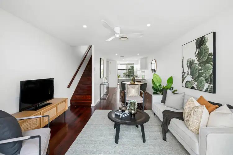 3A Malcolm Street, Hawthorne QLD 4171