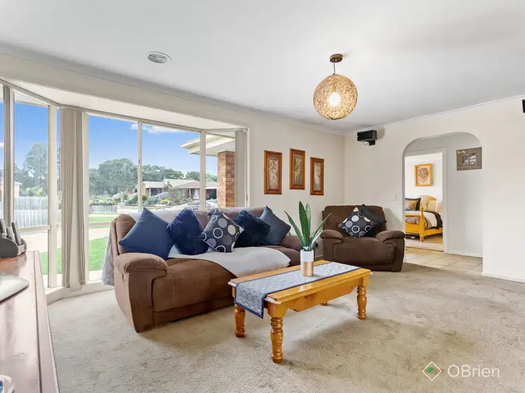 Third view of Homely house listing, 6 Elpara Place, Skye VIC 3977