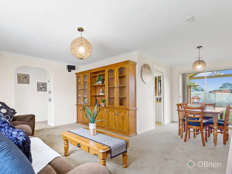 Fourth view of Homely house listing, 6 Elpara Place, Skye VIC 3977