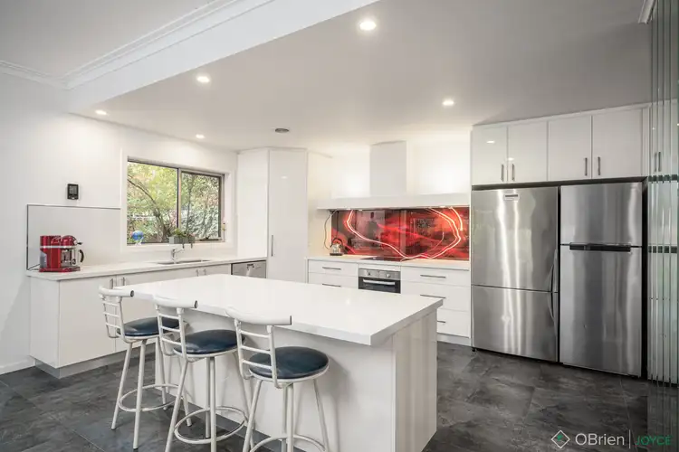 Second view of Homely house listing, 2 Mannion Court, Wangaratta VIC 3677