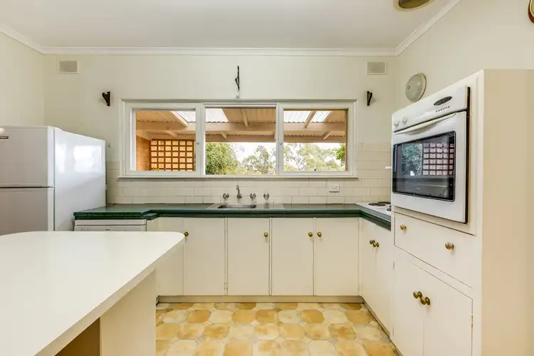 Fifth view of Homely house listing, 8 Bakhill Road, Athelstone SA 5076