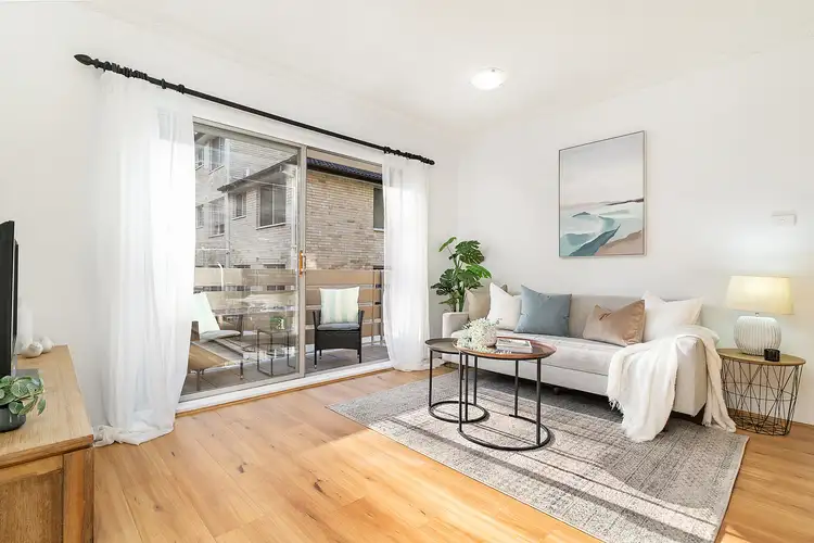 13/4 Huxtable Avenue, Lane Cove NSW 2066