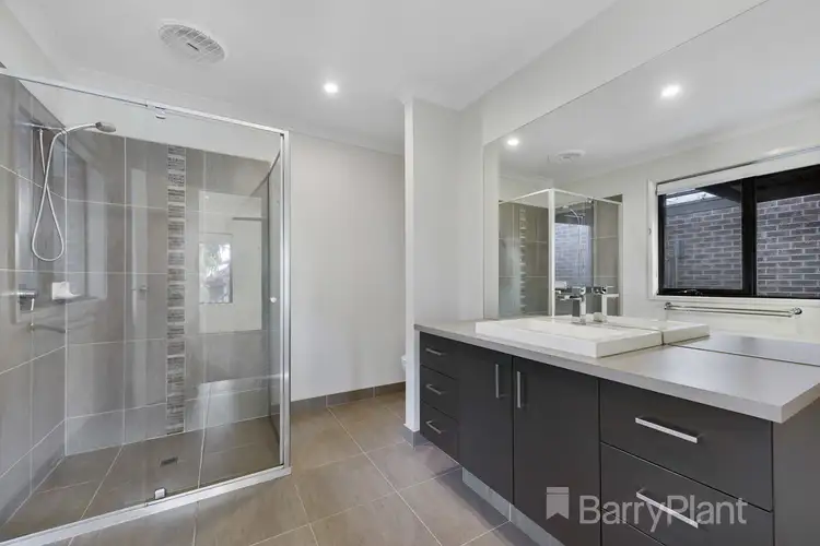 Fourth view of Homely house listing, 25 Metcalfe Street, Eynesbury VIC 3338