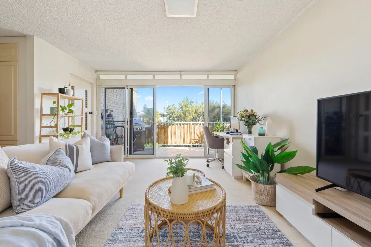 Main view of Homely unit listing, 21/16 Darley Street East, Mona Vale NSW 2103