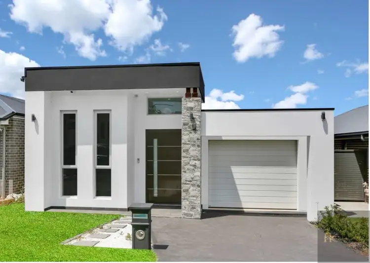 86 Pridham Avenue, Box Hill NSW 2765