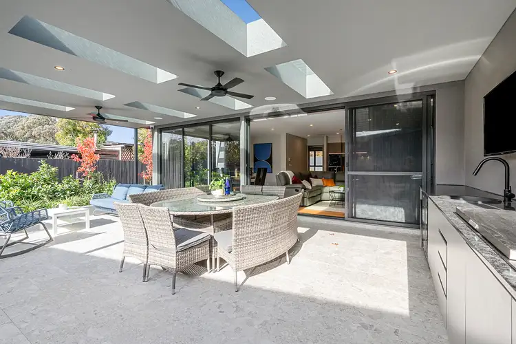 7b Mawson Drive, Mawson ACT 2607