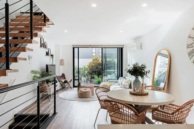 33/1 Calaby Street, Coombs ACT 2611