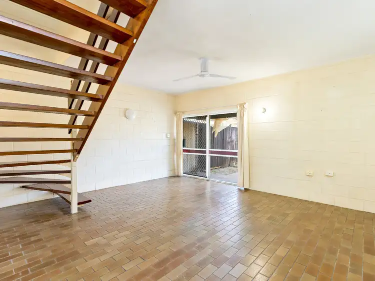 6/11-13 Pioneer Street, Manoora QLD 4870