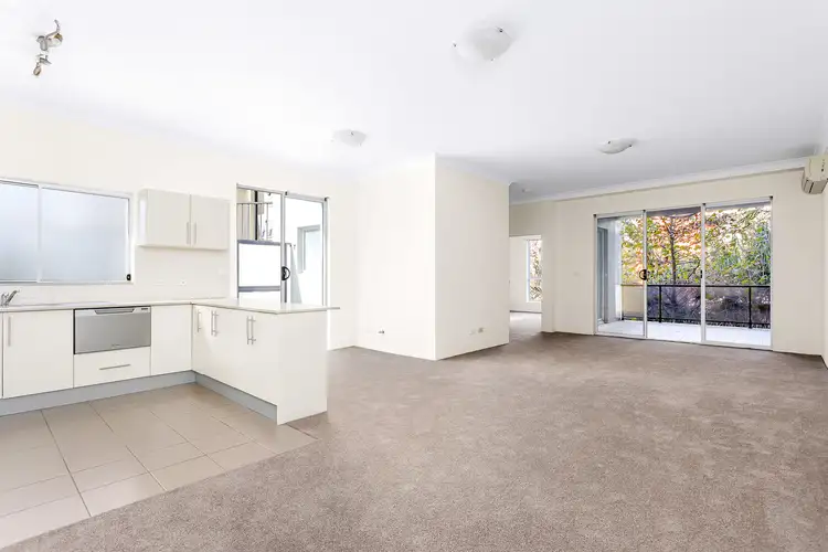 Sixth view of Homely unit listing, 8/11-13 Oaks Avenue, Dee Why NSW 2099