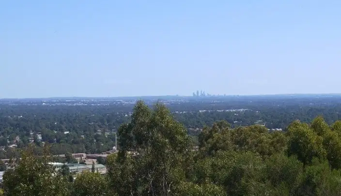 35 Richon Heights, Mount Richon WA 6112