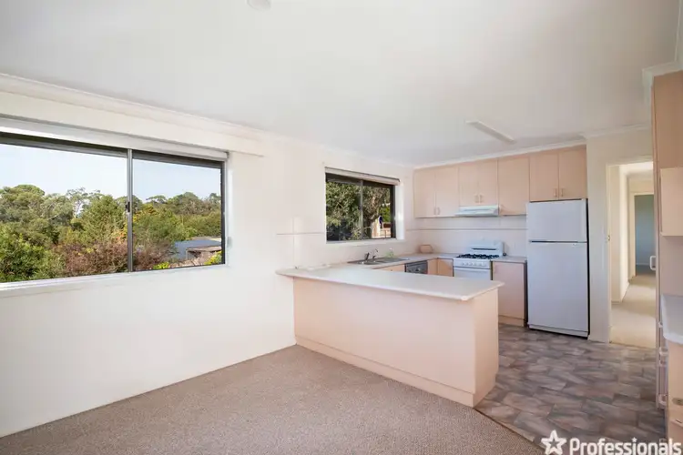 Fifth view of Homely house listing, 5 Grand Panorama Court, Launching Place VIC 3139