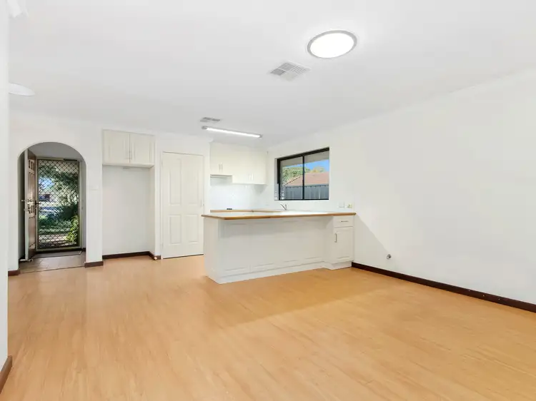 Fifth view of Homely unit listing, 1/9 Columbia Close, Halls Head WA 6210