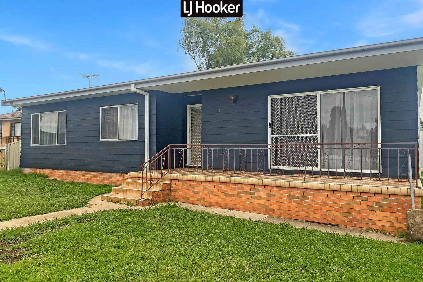 Main view of Homely house listing, 2 Coggan Place, Inverell NSW 2360