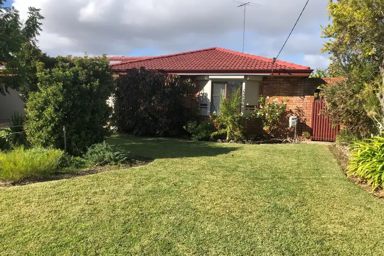 4 Gabyon Court, Hillman WA 6168