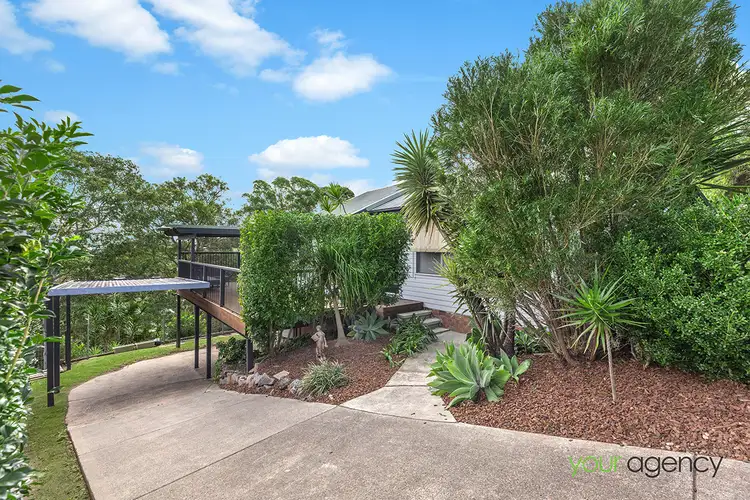 33 Lowry Street