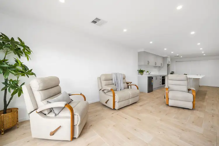 Fifth view of Homely unit listing, 2/6-8 New West Road, Port Lincoln SA 5606