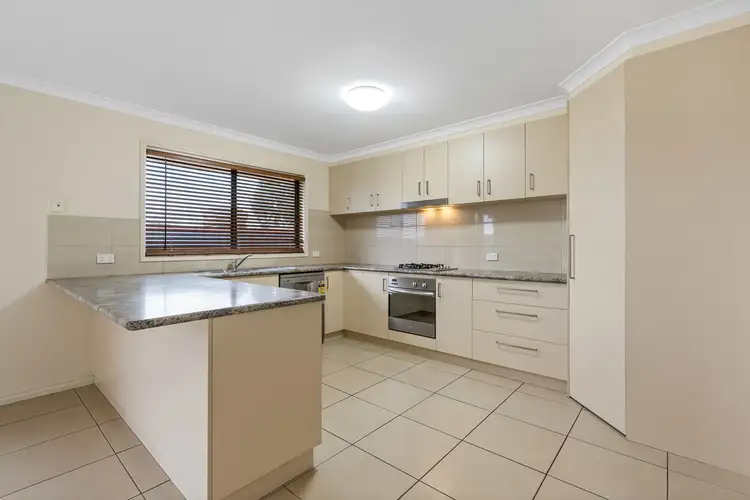 Sixth view of Homely house listing, 10 Johnson Street, Corowa NSW 2646