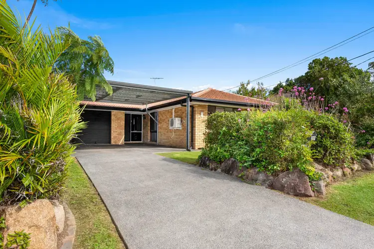 8 Pyeworth Place, Rochedale South QLD 4123