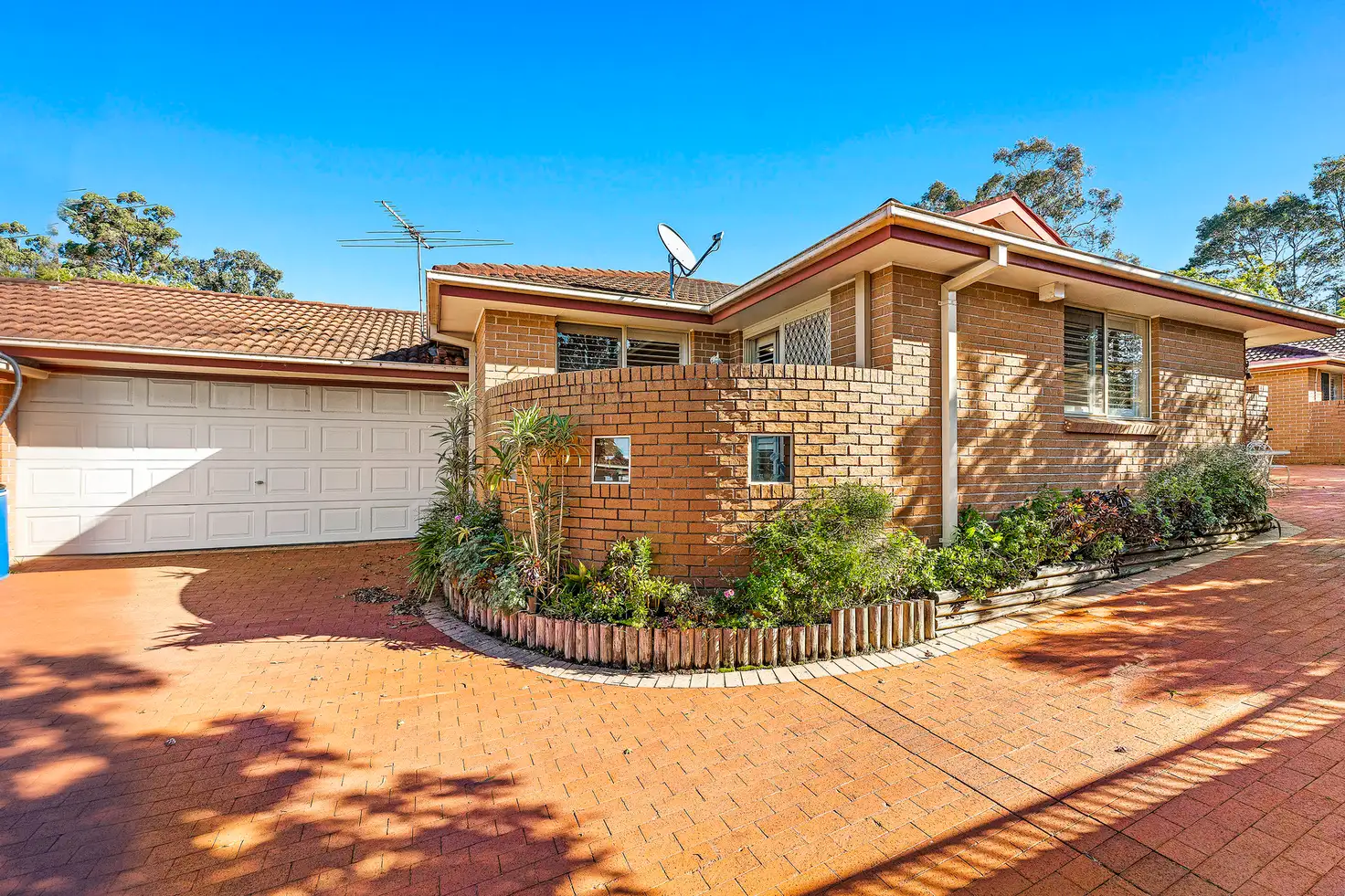 Main view of Homely villa listing, 2/2 Broe Avenue, East Hills NSW 2213