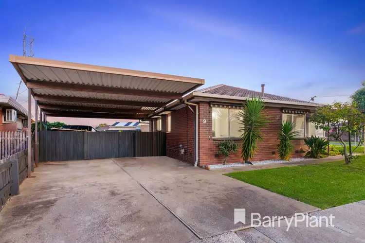9 Dover Street, Albanvale VIC 3021
