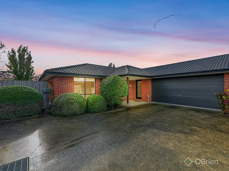 2/5 Jamieson Court, Pakenham VIC 3810