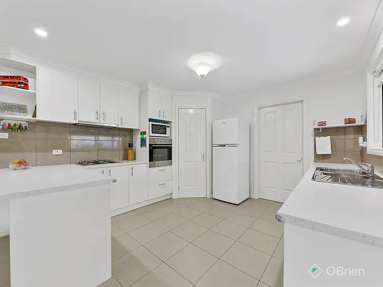Fifth view of Homely unit listing, 2/5 Jamieson Court, Pakenham VIC 3810