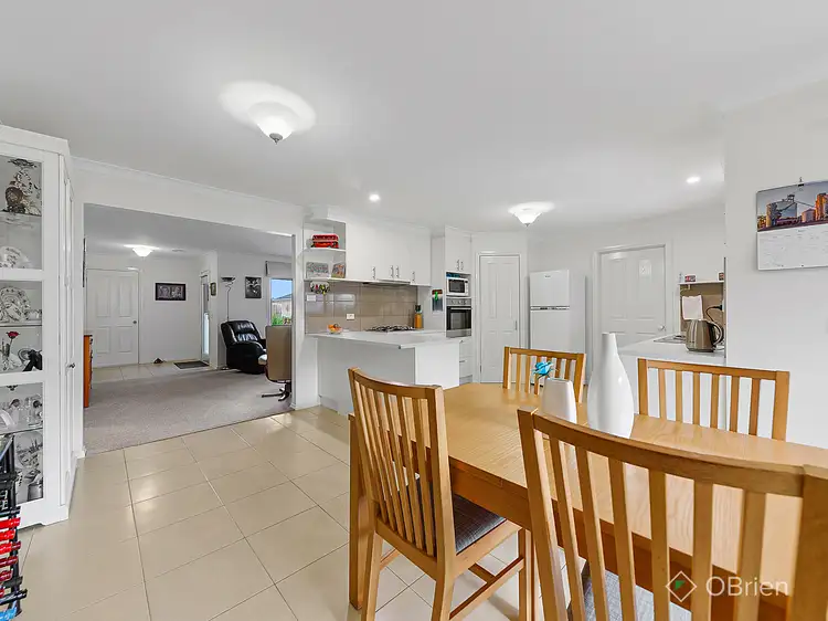 Sixth view of Homely unit listing, 2/5 Jamieson Court, Pakenham VIC 3810