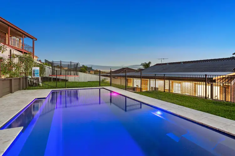 9 Ridgewood Crescent, Eleebana NSW 2282
