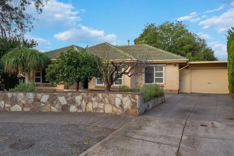 2 Denmead Avenue, Campbelltown SA 5074