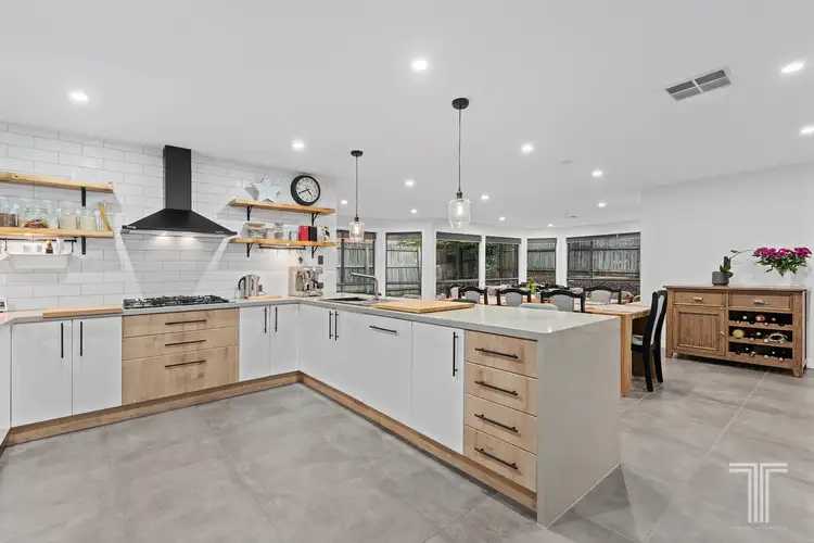 Fifth view of Homely house listing, 47 Coventry Circuit, Carindale QLD 4152