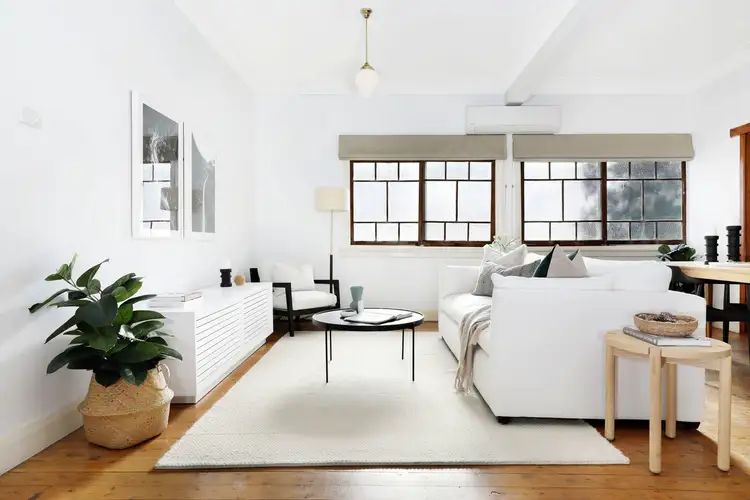 37 Fisher Street, West Wollongong NSW 2500