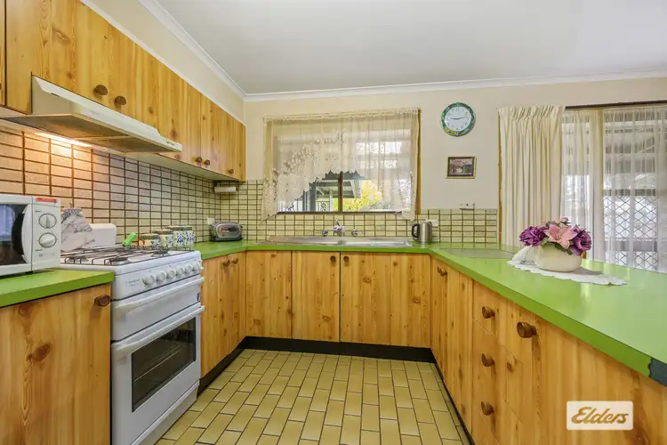 Second view of Homely unit listing, 4/2 Karalla Court, Wodonga VIC 3690