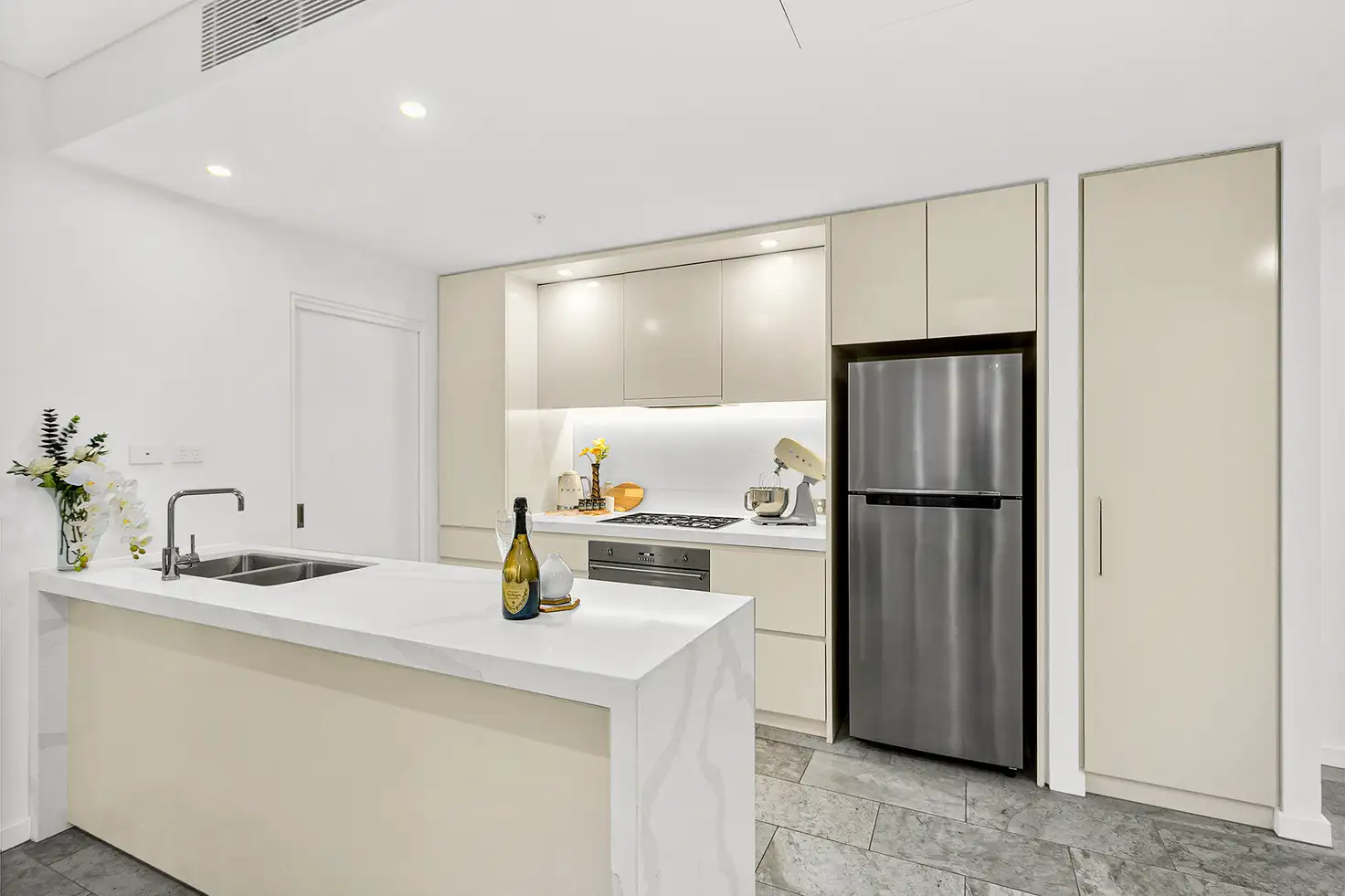 Main view of Homely apartment listing, 903/2 Chisholm Street, Wolli Creek NSW 2205