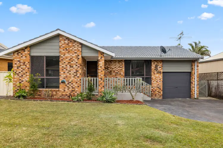 11 Bower Crescent, Toormina NSW 2452