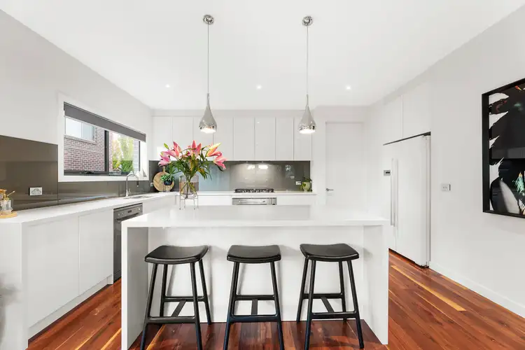 Second view of Homely house listing, 6 Hewitt Court, Wantirna VIC 3152