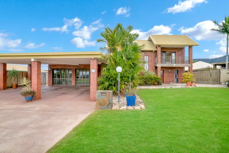 67 Koppen Terrace, Mooroobool QLD 4870