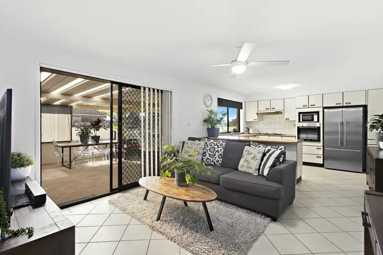 25 Sierra Drive, Horsley NSW 2530