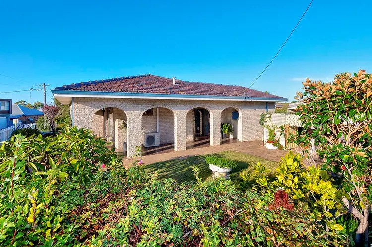 101 Beach Road, South Bunbury WA 6230