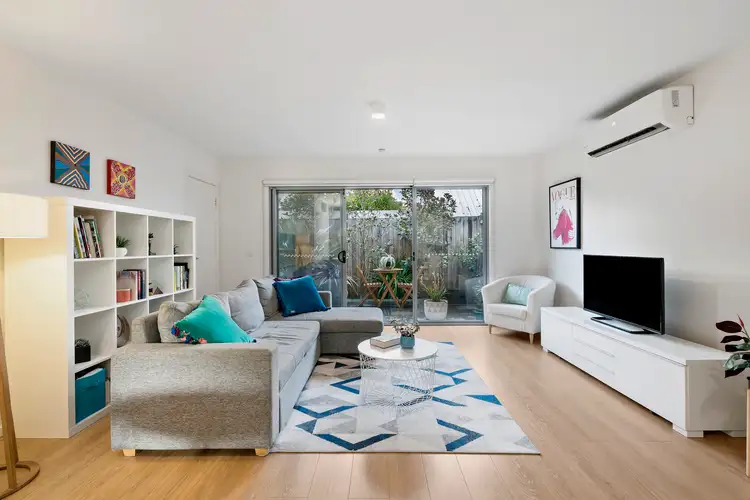 Second view of Homely unit listing, 4/10 Warrigal Road, Parkdale VIC 3195