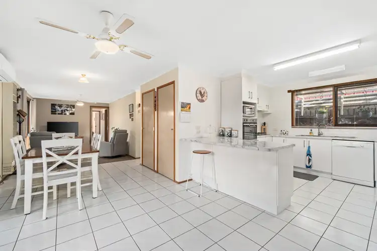 Fifth view of Homely house listing, 7 Blackwood Close, Traralgon VIC 3844