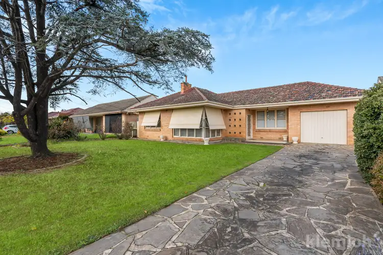 10 Barker Avenue, South Plympton SA 5038