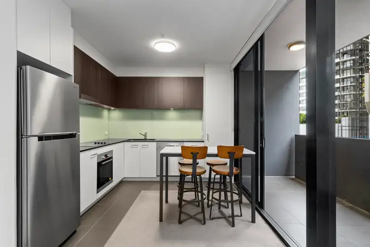 120/30 Festival Place, Newstead QLD 4006