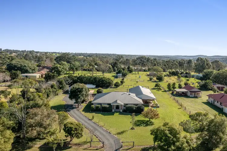 4 Melric Court, Geham QLD 4352