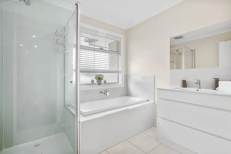 Fourth view of Homely house listing, 1 Diba Rise, Narre Warren VIC 3805