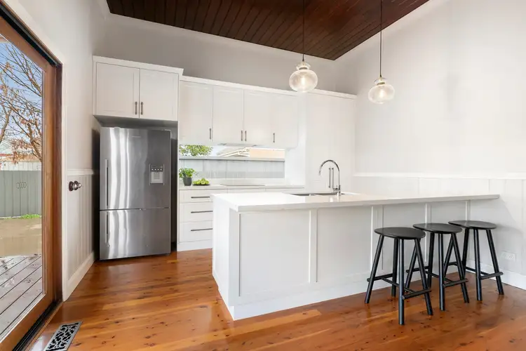 Fifth view of Homely house listing, 2 Wilson Street, Wodonga VIC 3690