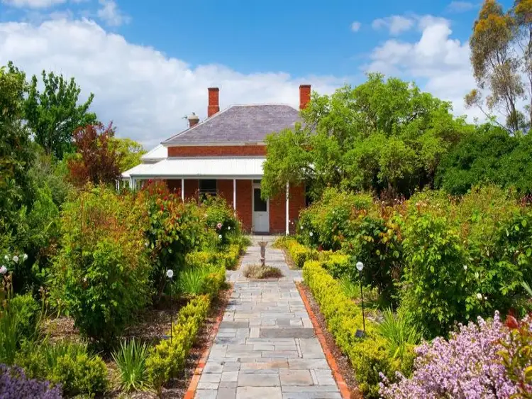 5 Newstead Road, Maldon VIC 3463