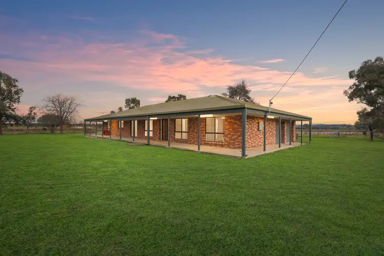 695 Henry Lawson Drive